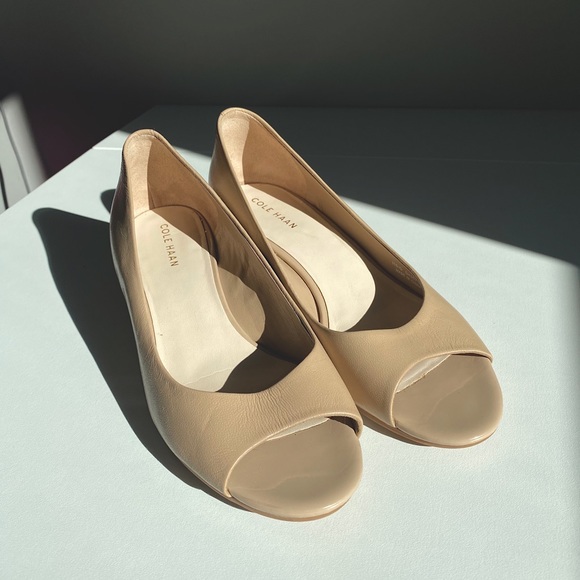 cole haan wedge nude